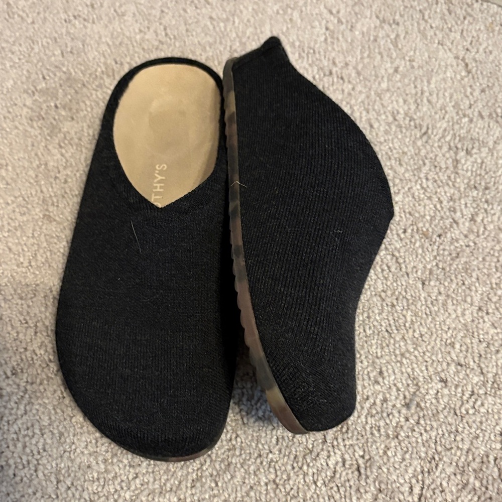Rothy's Black Slip-On Women's Slippers - Picture 2 of 4